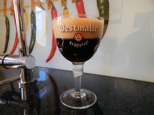 Westmalle Trappistenbier auf Kneipentresen Domburg