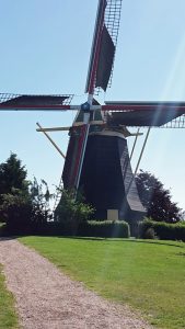 Mühle von Arnemuiden mit Tuch