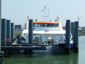 Fahrradfähre im Hafen von Vlissingen
